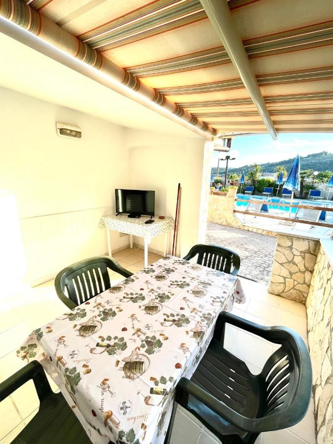 Residence Palm Garden Vieste Exterior photo