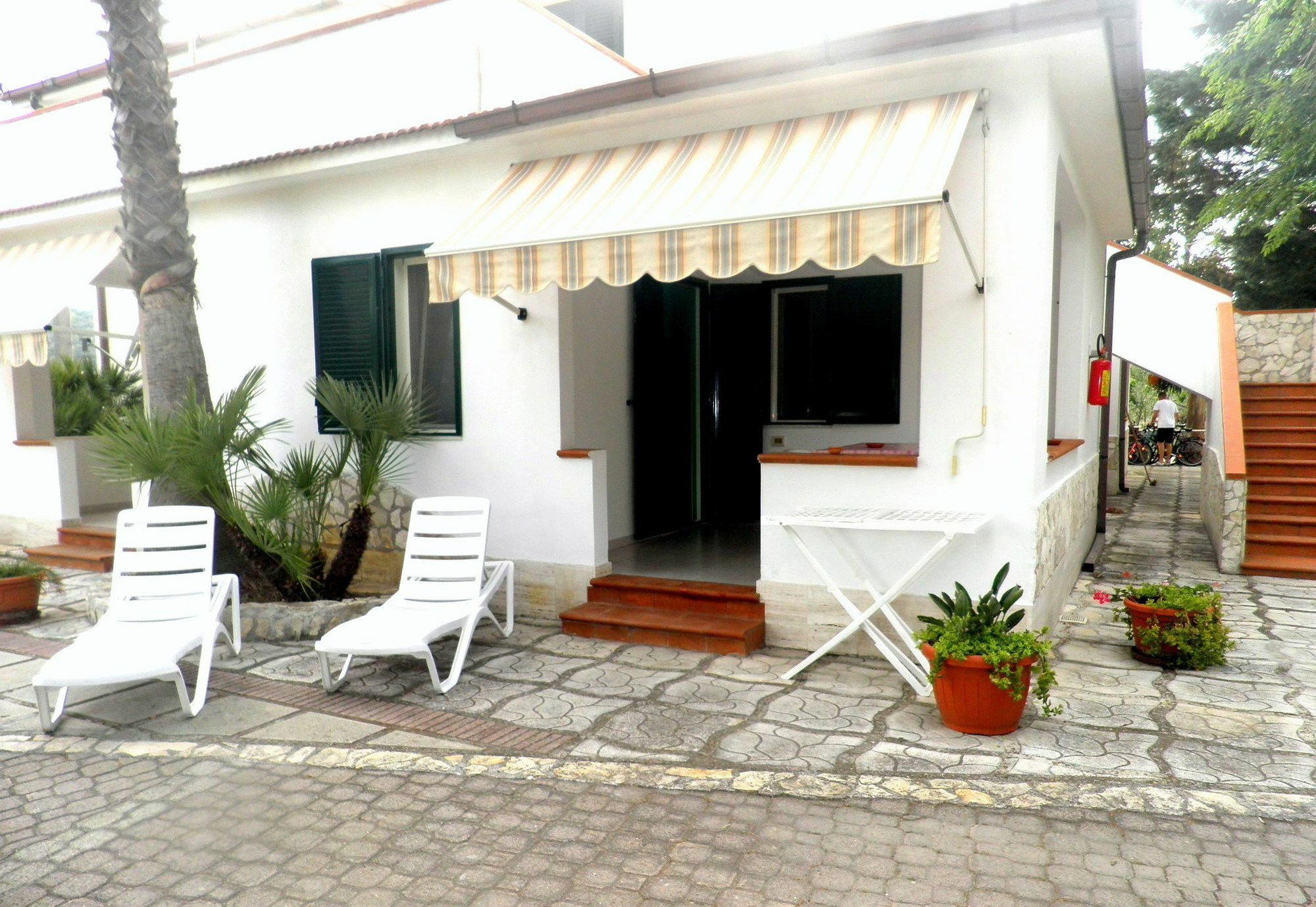 Residence Palm Garden Vieste Exterior photo